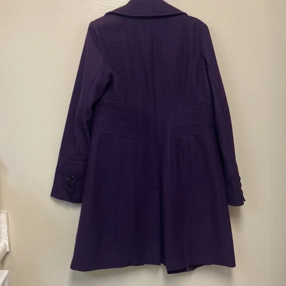 Ladies coat - Picture 6 of 10